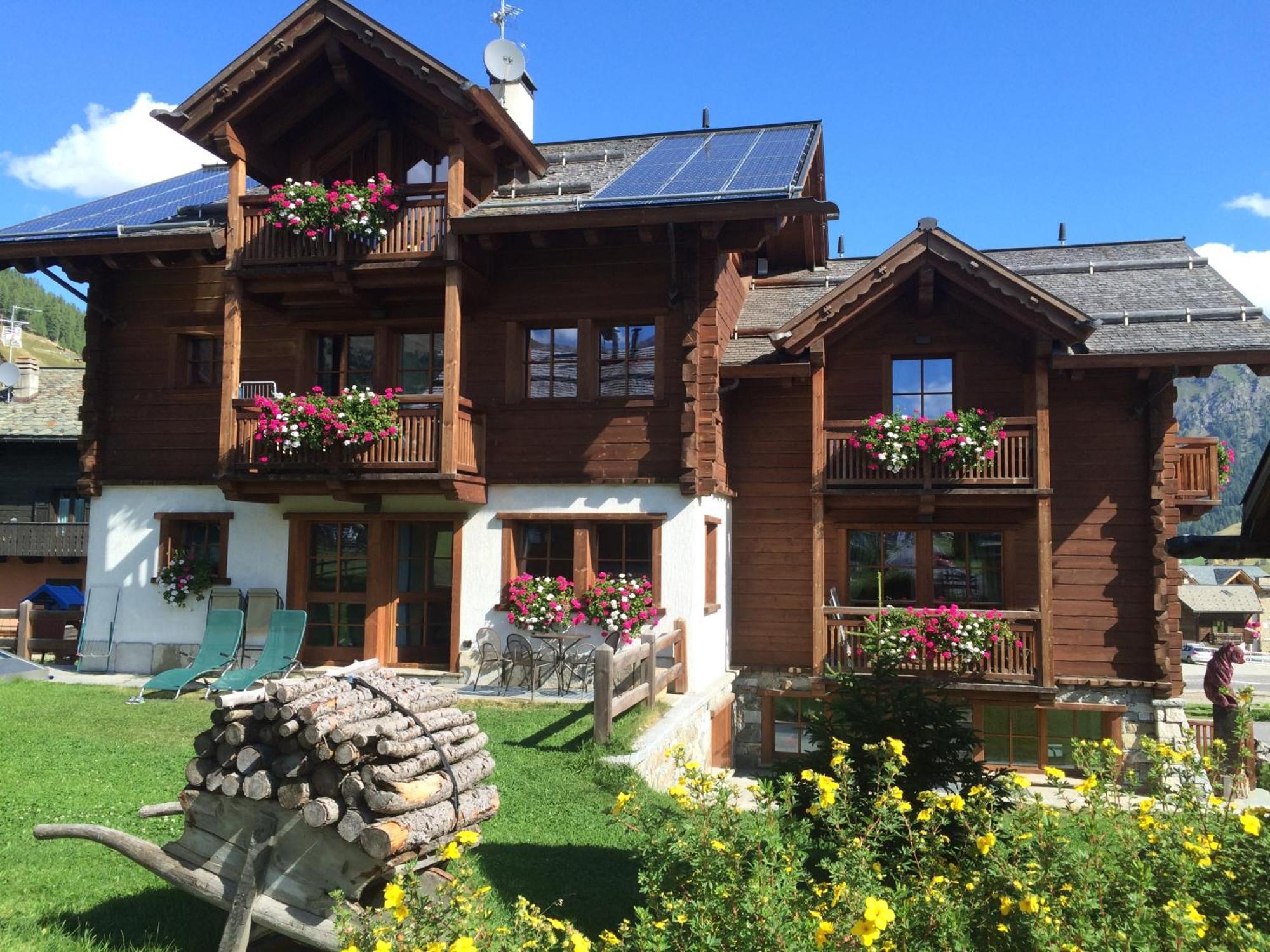 Chalet Nada Livigno Buitenkant foto