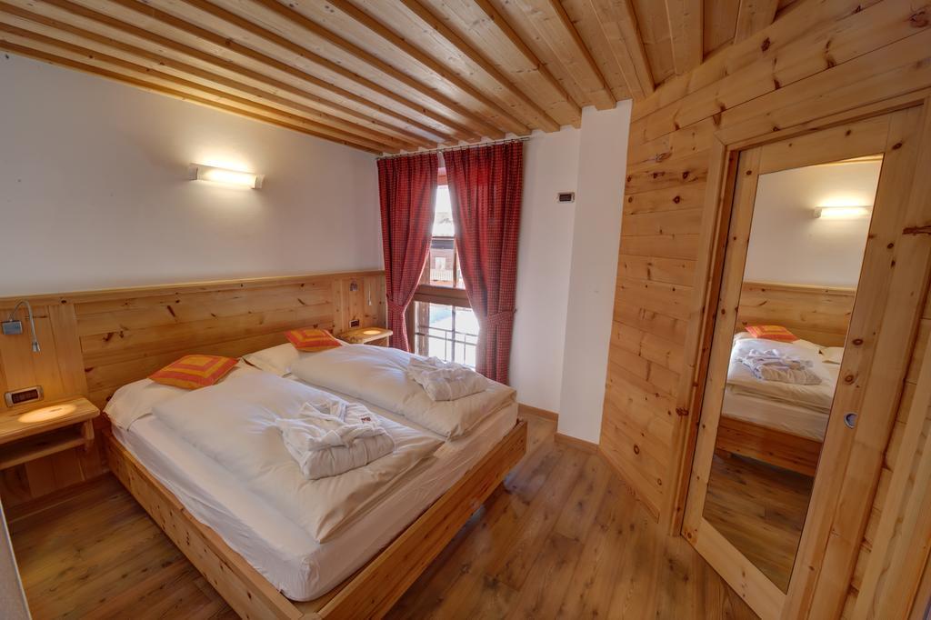 Chalet Nada Livigno Buitenkant foto