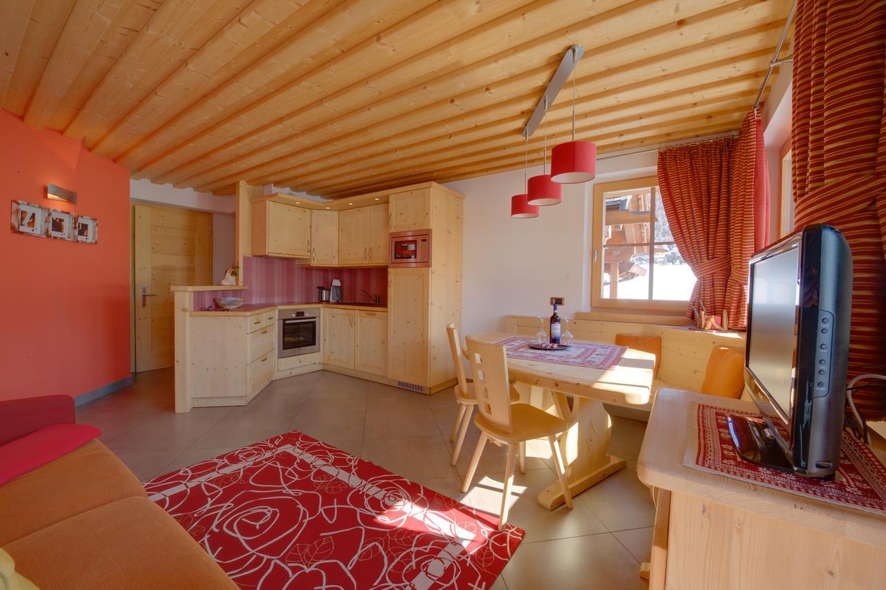 Chalet Nada Livigno Buitenkant foto