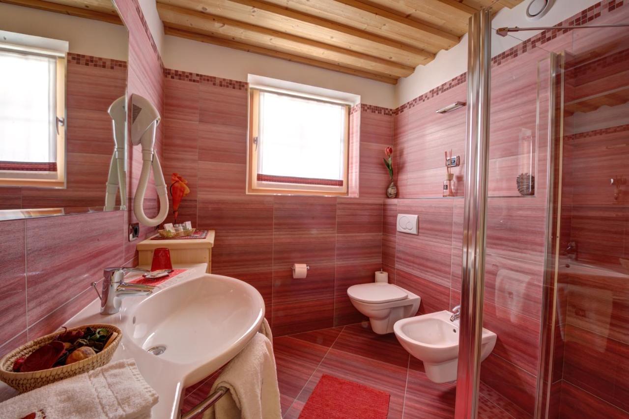 Chalet Nada Livigno Buitenkant foto