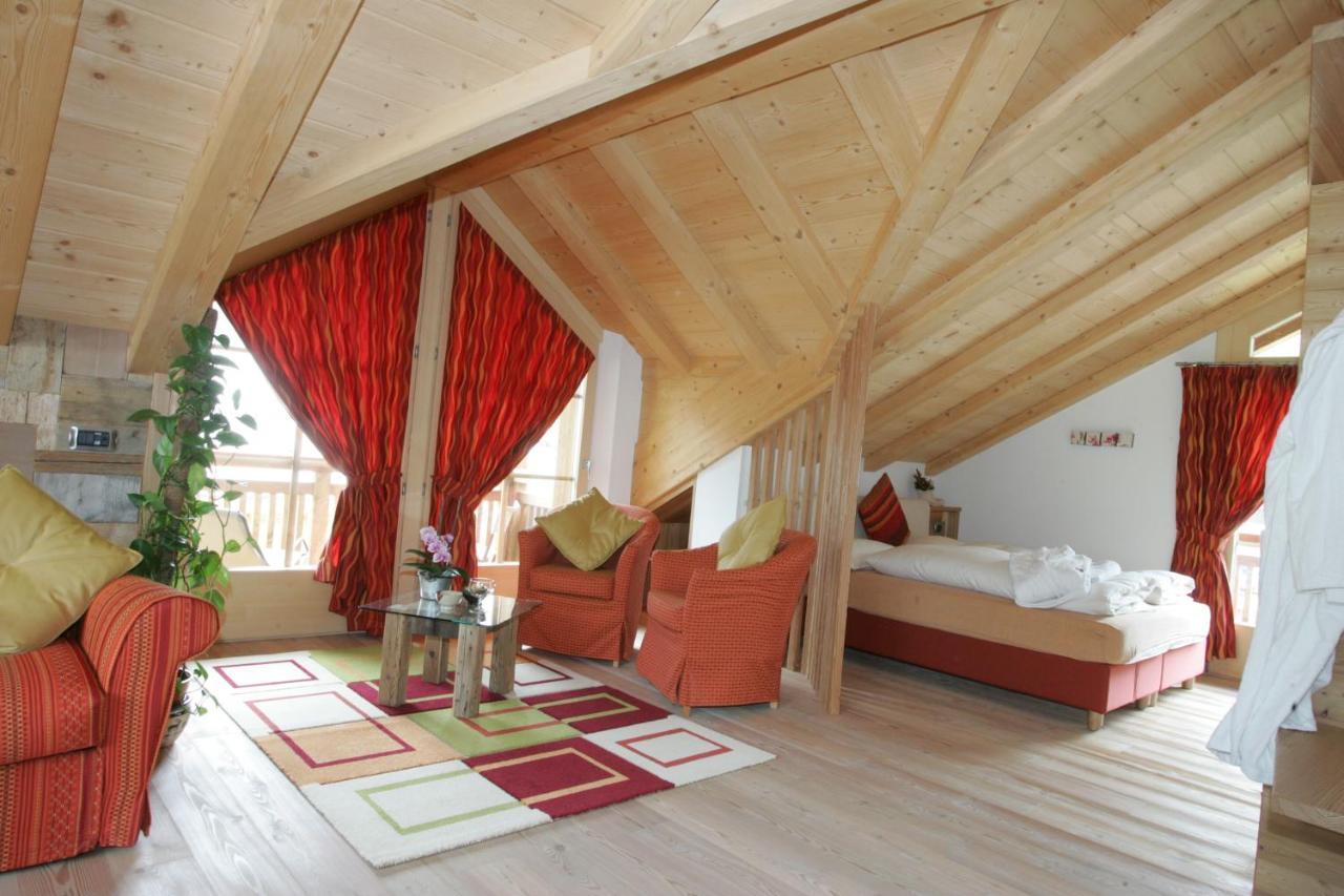 Chalet Nada Livigno Buitenkant foto